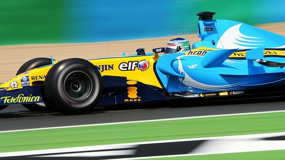 Giancarlo Fisichella greift nach dem Podest., Foto: Sutton Giancarlo Fisichella greift nach dem Podest., Foto: Sutton