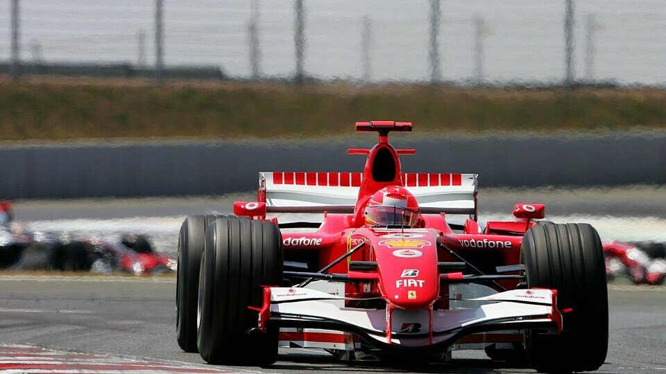 Michael Schumacher fuhr seinen zweiten Sieg in Folge ein., Foto: Sutton