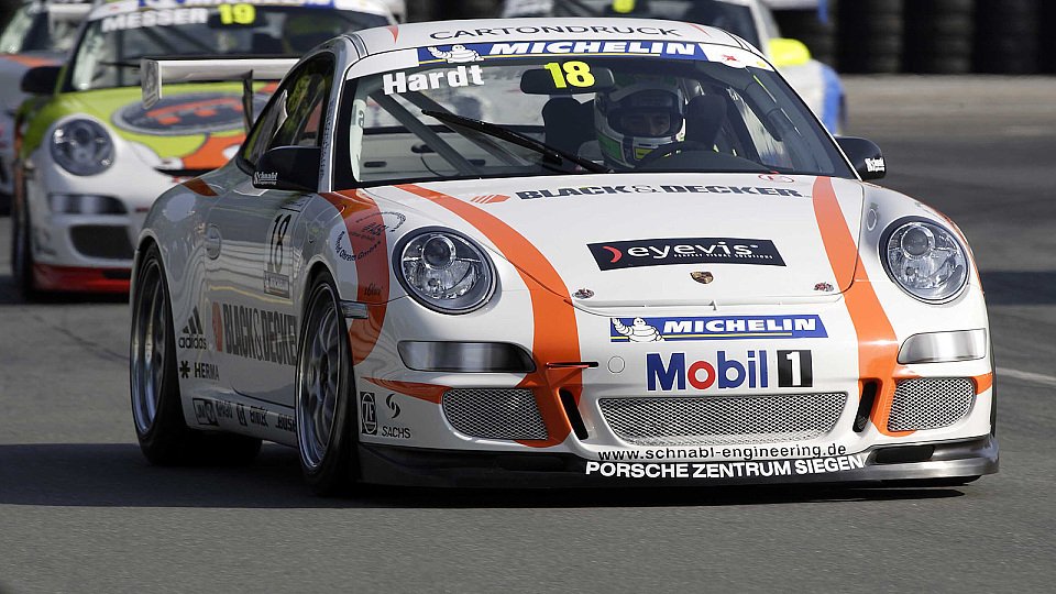 Erste Saisonpole für Jörg Hardt, Foto: Porsche
