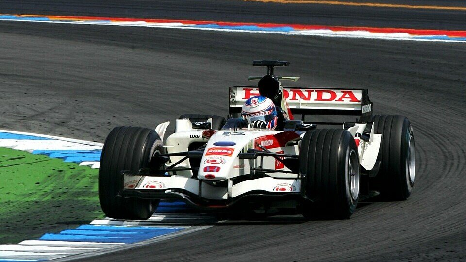 Jenson Button setzt auf die Neuentwicklungen., Foto: Sutton