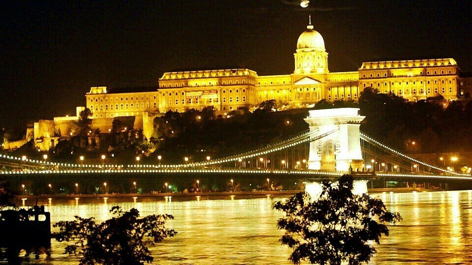 Budapest ist immer eine Reise wert..., Foto: Sutton
