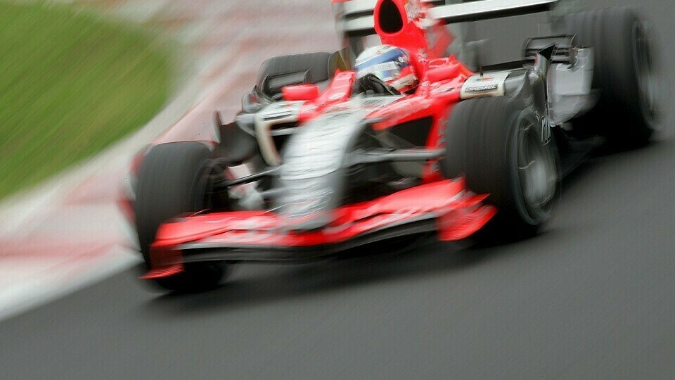 Markus Winkelhock testet in Silverstone., Foto: Sutton