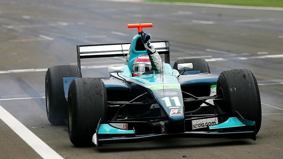 Voller Erfolg für Nelson Piquet Jr., Foto: Sutton Voller Erfolg für Nelson Piquet Jr., Foto: Sutton