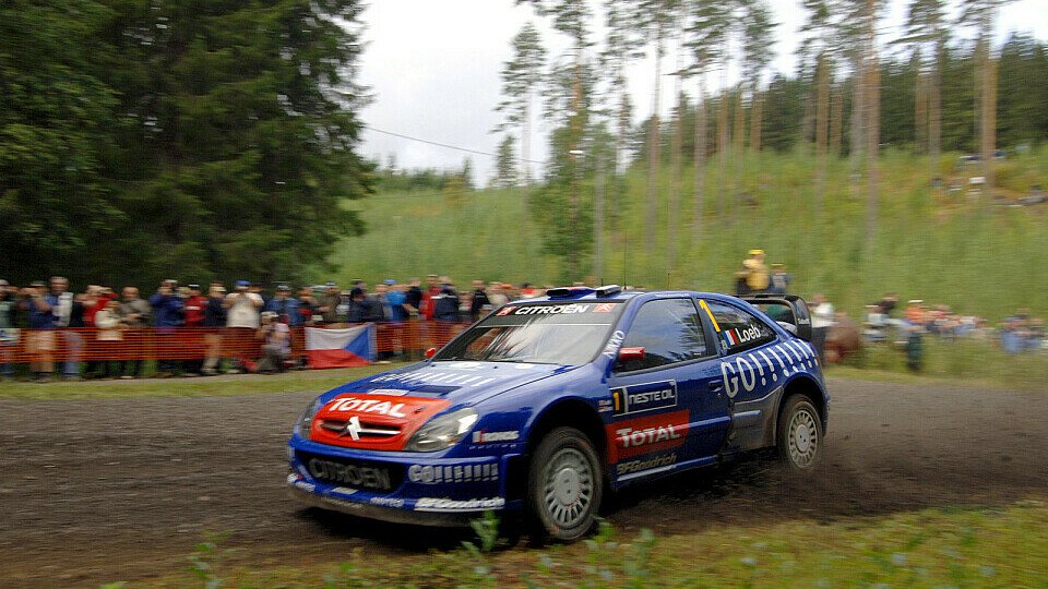 Nun führt Loeb in Japan., Foto: Sutton