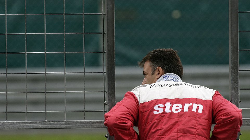 Jean Alesi schaut geschwundenen Chancen hinterher., Foto: DTM