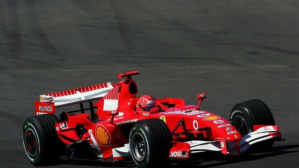 Michael Schumacher ist zufrieden., Foto: Sutton Michael Schumacher ist zufrieden., Foto: Sutton
