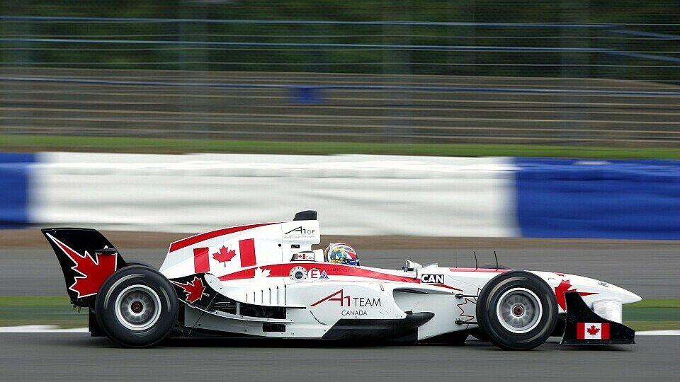 James Hinchcliffe fuhr für Kanada die Bestzeit, Foto: Sutton James Hinchcliffe fuhr für Kanada die Bestzeit, Foto: Sutton