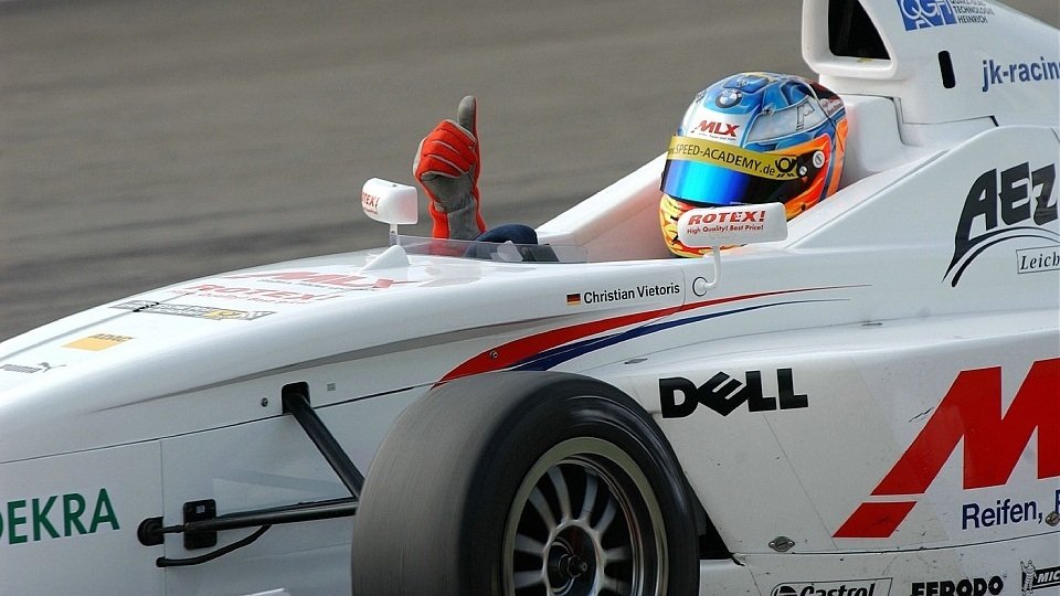 Christian Vietoris würde die Saison gerne mit zwei Siegen ausklingen lassen, Foto: BMW Christian Vietoris würde die Saison gerne mit zwei Siegen ausklingen lassen, Foto: BMW