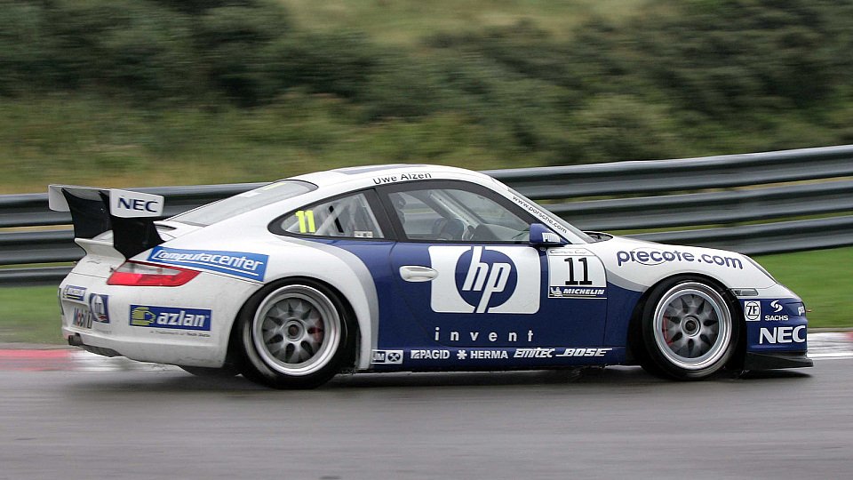 Uwe Alzen hat die beste Ausgangsposition, Foto: Porsche Uwe Alzen hat die beste Ausgangsposition, Foto: Porsche