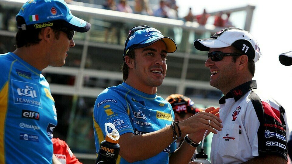 Alonso ist sicher, dass er wieder Weltmeister werden kann, Foto: Sutton