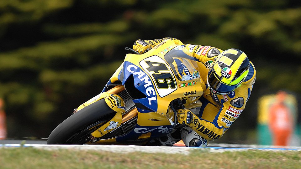 Valentino Rossi hängte sich schon am Freitag mächtig rein, Foto: Yamaha