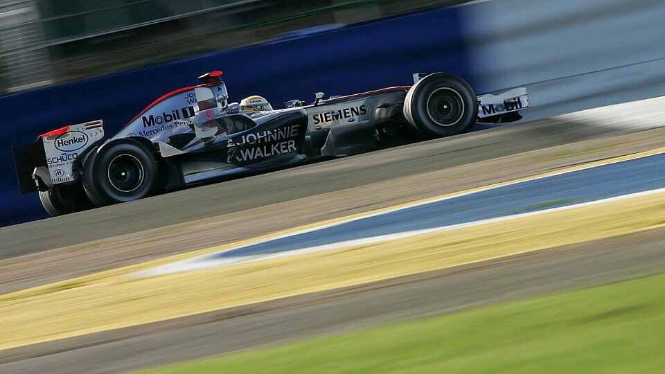 Lewis Hamilton auf dem Weg zum F1-Debüt., Foto: Sutton