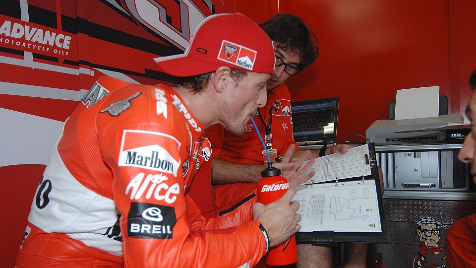 Auf Sete Gibernau wartet noch einige Arbeit, Foto: Ducati