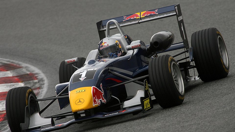 Sebastian Vettel kann es nicht mehr aus eigener Kraft schaffen, Foto: F3 Euroseries Sebastian Vettel kann es nicht mehr aus eigener Kraft schaffen, Foto: F3 Euroseries