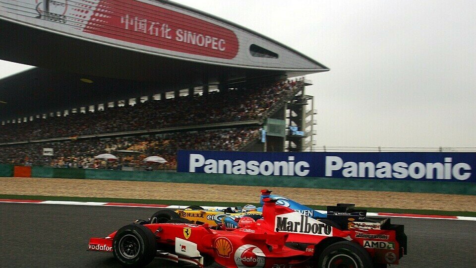 Am Sonntag noch Sieger in Shanghai, heute schon als Favorit in Suzuka, Foto: Sutton
