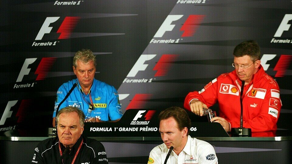 Das Quartett erinnerte sich an Michael Schumachers Karriere und sprach über Motoren., Foto: Sutton