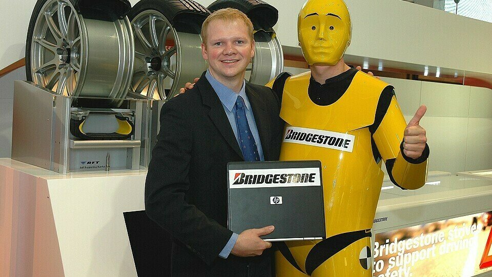 Die e-Reporter lernen sogar gelbe Männchen kennen., Foto: Bridgestone