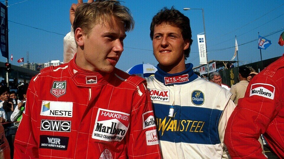Michael Schumacher kam immer gut mit Mika Häkkinen aus, Foto: Sutton