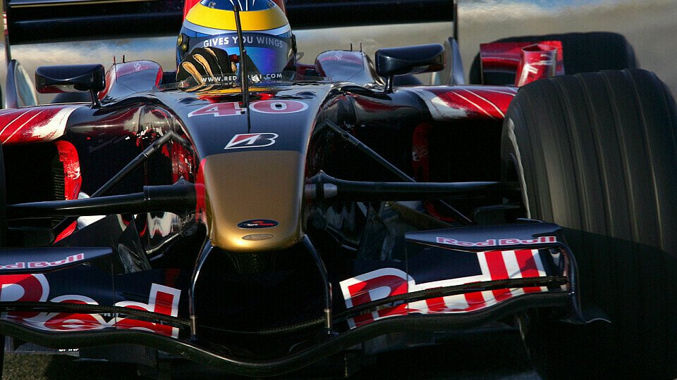Sebastien Bourdais soll im Sommer wieder im Toro Rosso Platz nehmen, Foto: Sutton
