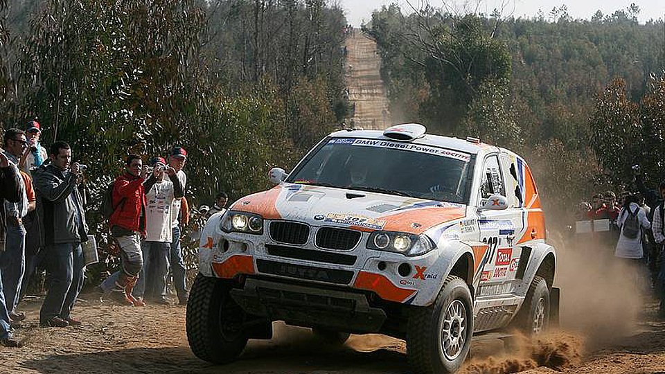 Jutta erwarten die ersten Meter auf afrikanischem Boden., Foto: X-Raid