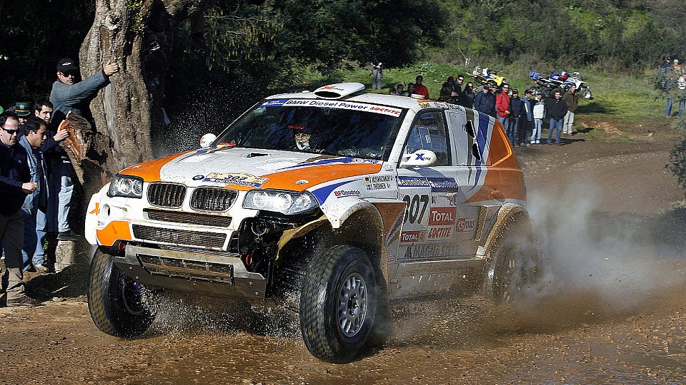 Das euopäische Festland liegt hinter Jutta und den Dakar-Startern., Foto: X-Raid