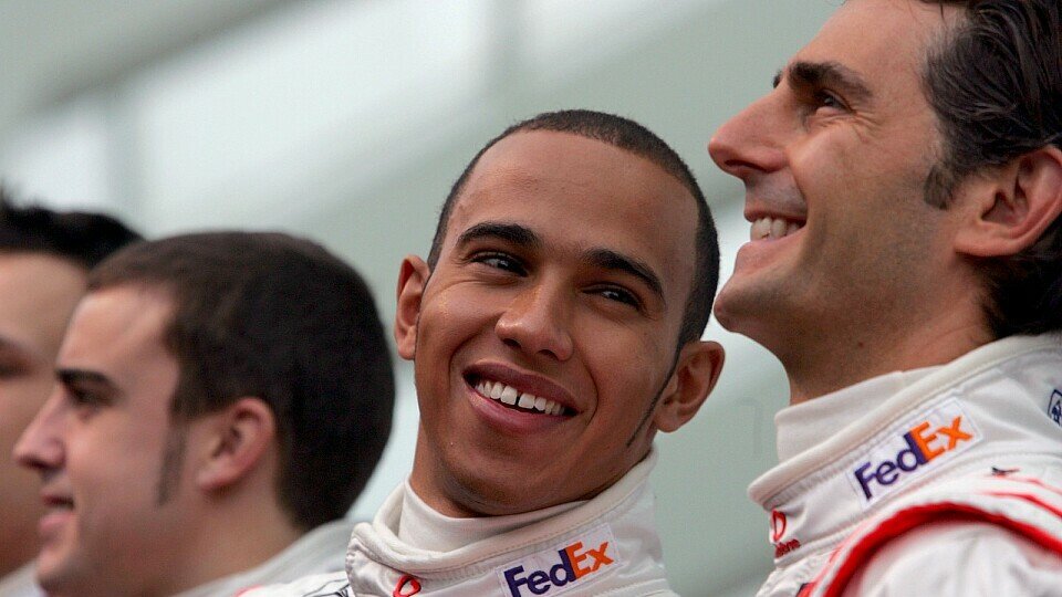 Alonso war schon, Hamilton braucht nicht und de la Rosa muss noch nach Italien., Foto: Sutton
