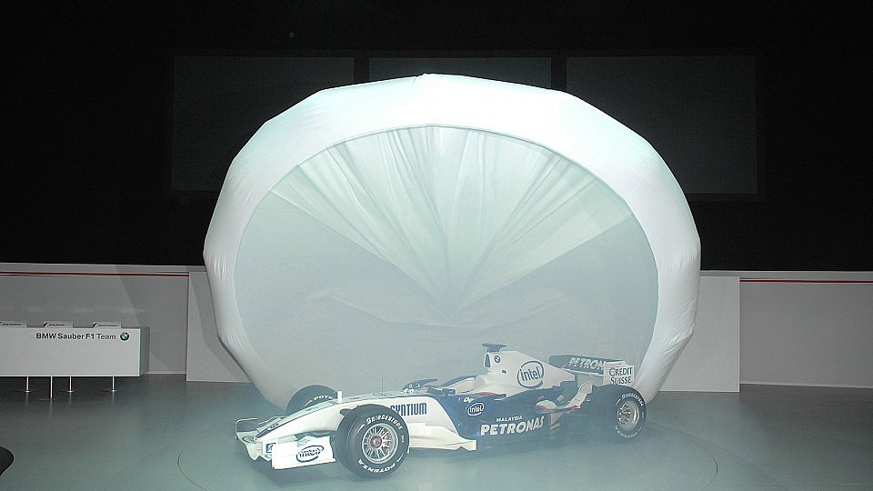 Nicht nur der F1.07 wurde ohne große Show präsentiert., Foto: BMW