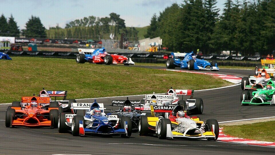 Deutschland, Frankreich und Neuseeland fuhren zwei Mal aufs Podest, Foto: A1 GP Deutschland, Frankreich und Neuseeland fuhren zwei Mal aufs Podest, Foto: A1 GP