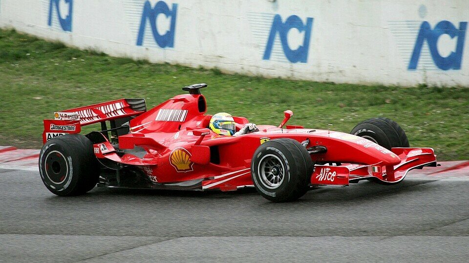 Nicht der neue, sondern der alte Ferrari stand im Mittelpunkt des Interesses., Foto: Sutton
