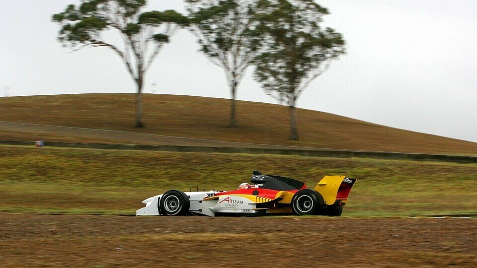 Der Sprung ins A1-Auto war groß, war aber schnell geschafft, Foto: A1GP