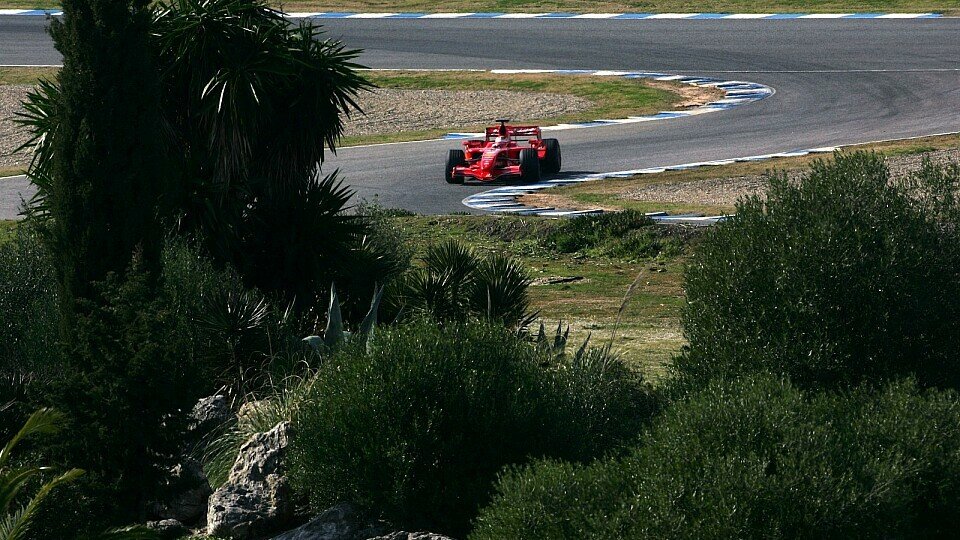 Trugschluss: Ferrari fuhr nicht im Wald., Foto: Sutton
