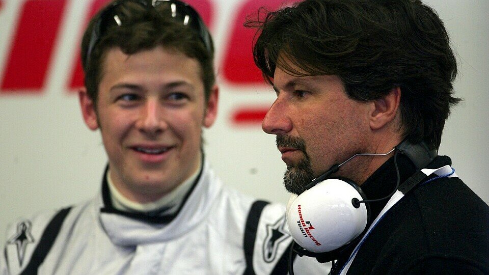 Michael Andretti achtet auf die Zukunft von Marco, Foto: Sutton Michael Andretti achtet auf die Zukunft von Marco, Foto: Sutton