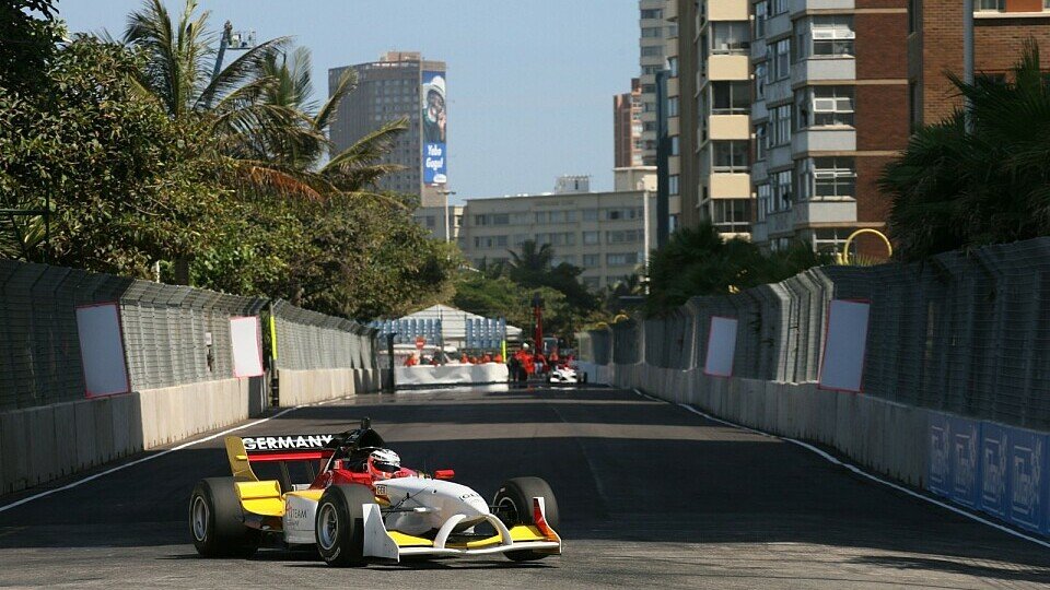 Nico Hülkenberg in den Straßen von Durban, Foto: A1 GP