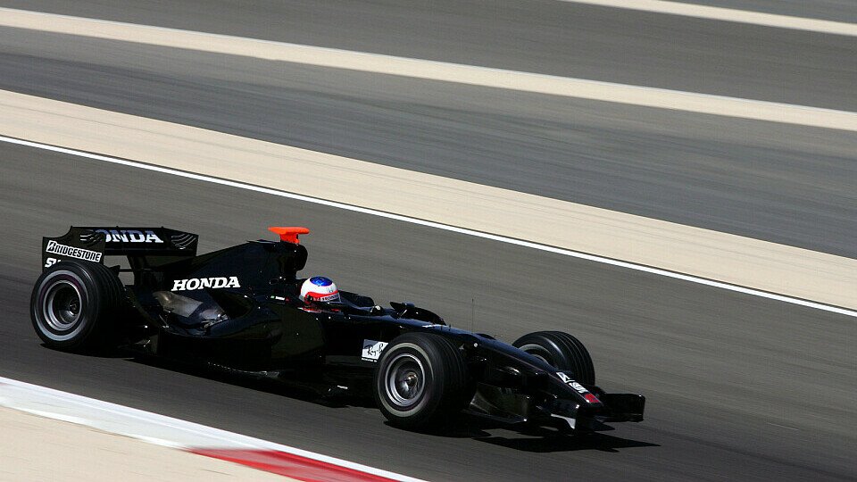 Barrichello ist mit dem RA107 noch nicht zufrieden., Foto: Hartley/Sutton
