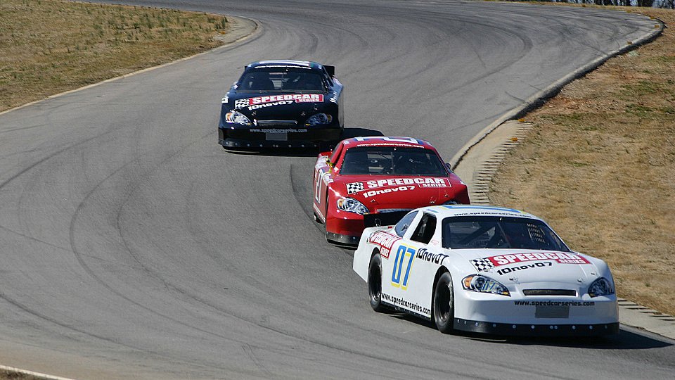 Die drei Autos wurden ordentlich eingefahren, Foto: Speedcar Series Die drei Autos wurden ordentlich eingefahren, Foto: Speedcar Series