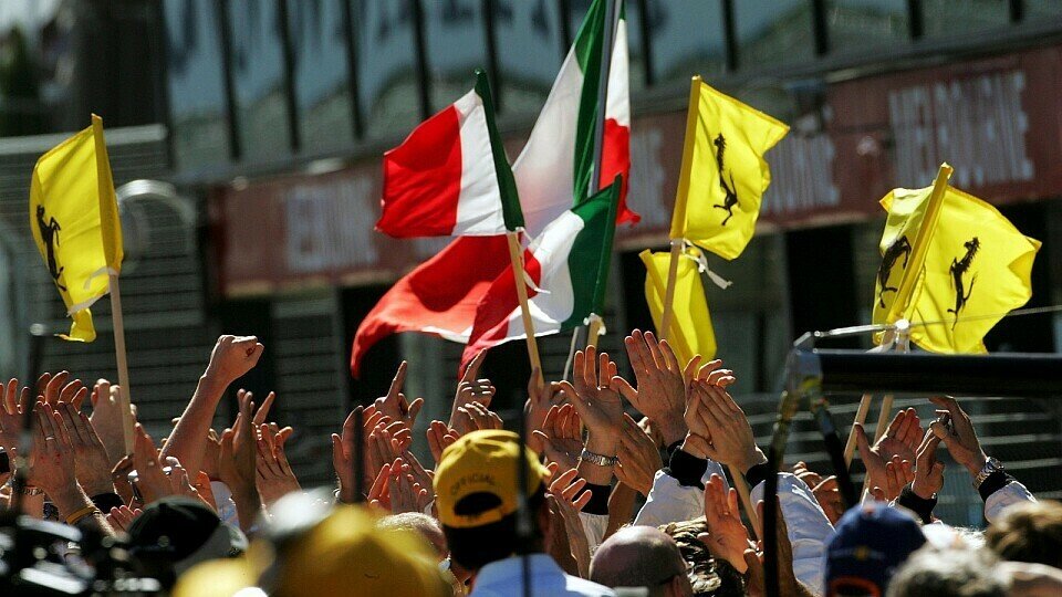 Keinen Spaß verstehen die Italiener, wenn es um Ferrari geht., Foto: Sutton