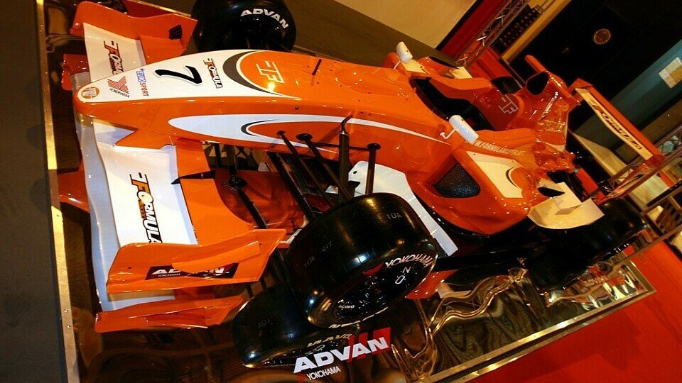 Ein keiner F1 - der neue Bolide, Foto: Formula Master Ein keiner F1 - der neue Bolide, Foto: Formula Master