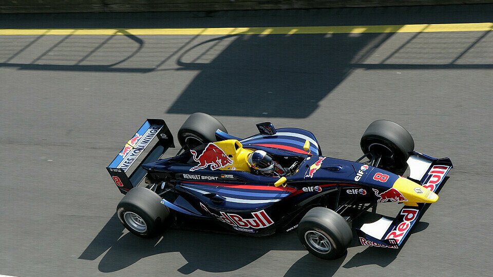 Vettel kämpfte sich nach vorne., Foto: Renault Sport