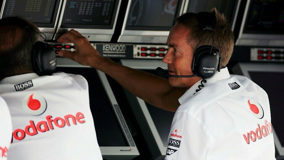 Martin Whitmarsh ist glücklich mit Alonso und Hamilton, Foto: Sutton