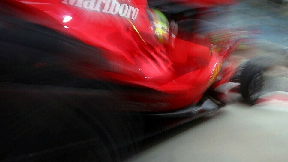 Ferrari blickt dem Rennen vorsichtig, aber optimistisch entgegen., Foto: Sutton