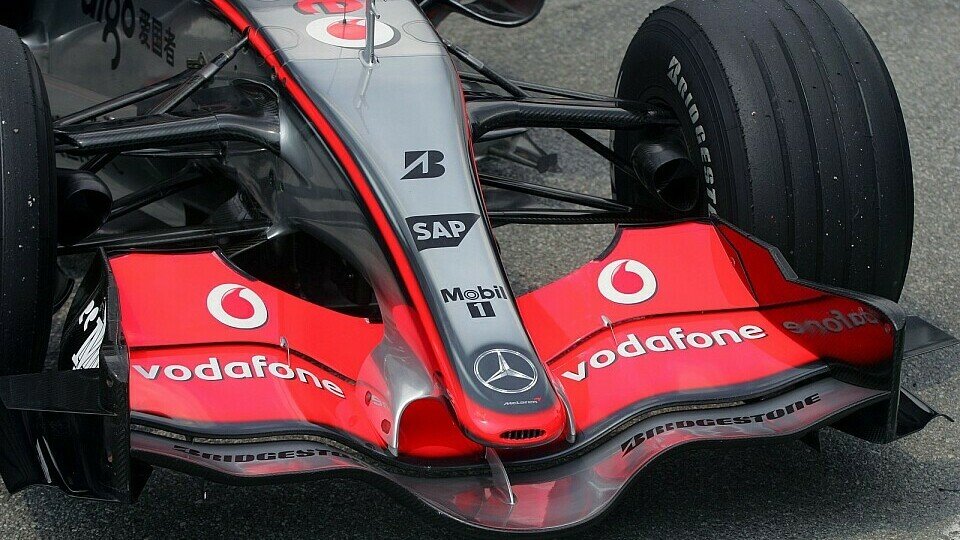 Der McLaren-Frontflügel sorgte für Aufsehen., Foto: Sutton