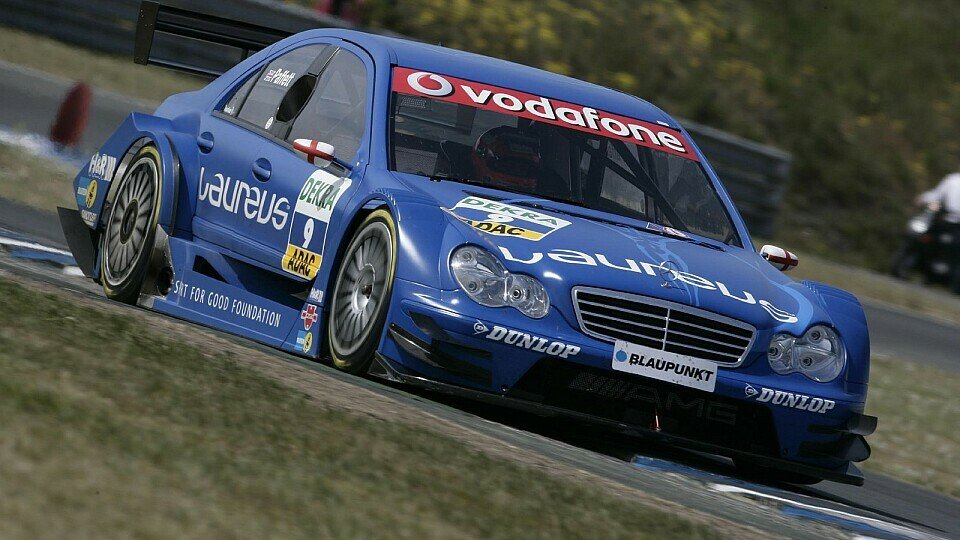 Gary Paffett sorgte mit seinem Sieg im Mercedes-Jahreswagen für eine Sensation., Foto: Mercedes Gary Paffett sorgte mit seinem Sieg im Mercedes-Jahreswagen für eine Sensation., Foto: Mercedes