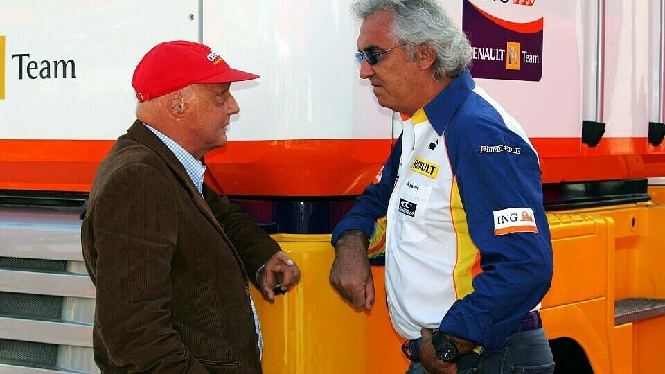 Niki Lauda will Flavio Briatore nicht ins Boot holen, Foto: Sutton