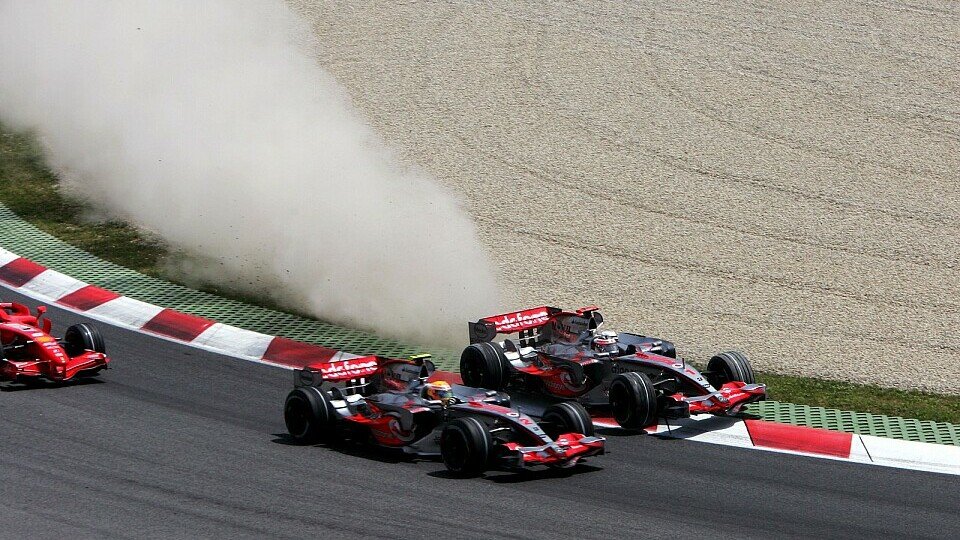 Wenn das Duell zwischen Alonso und Hamilton beendet ist, geht es in den Köpfen der Experten weiter., Foto: Sutton