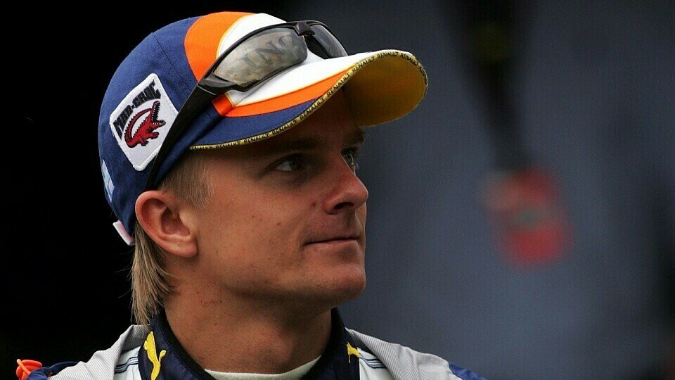 Heikki Kovalainen sieht es vorwärts gehen, Foto: Sutton
