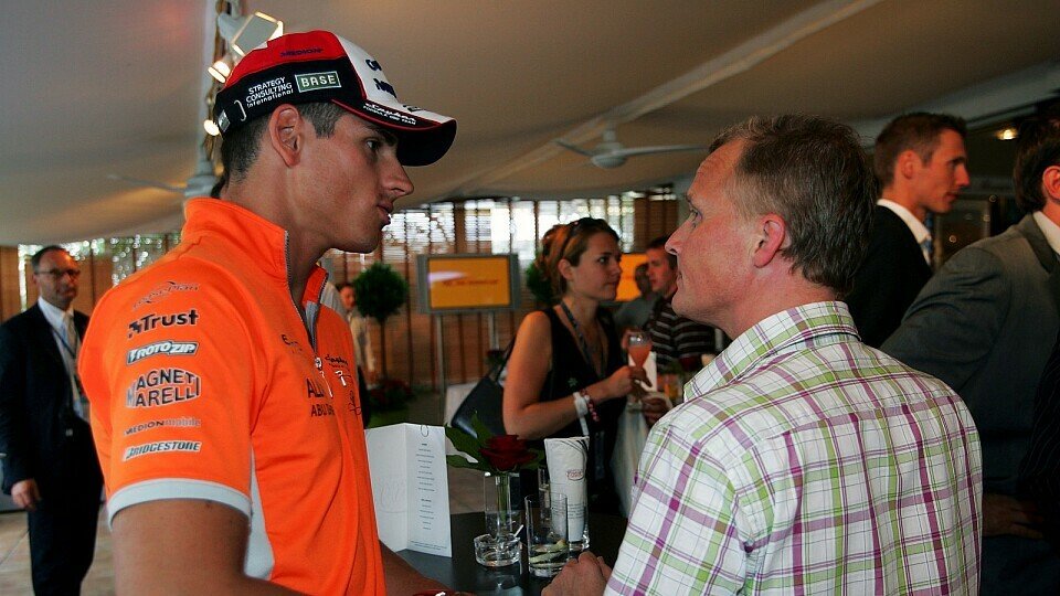 Adrian Sutil hatte in Monaco viel zu erzählen, Foto: Sutton