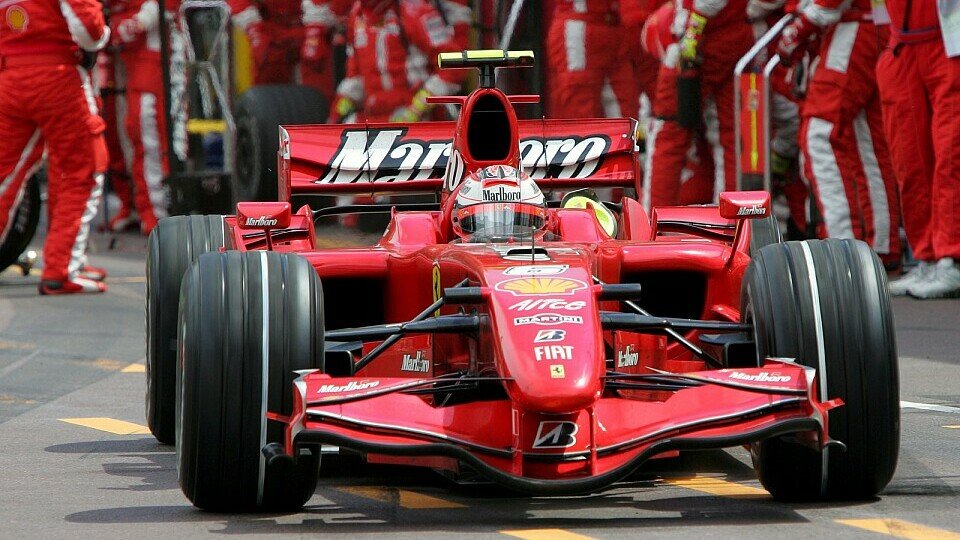 Kimi war mit seinem Auto zufrieden., Foto: Sutton Kimi war mit seinem Auto zufrieden., Foto: Sutton