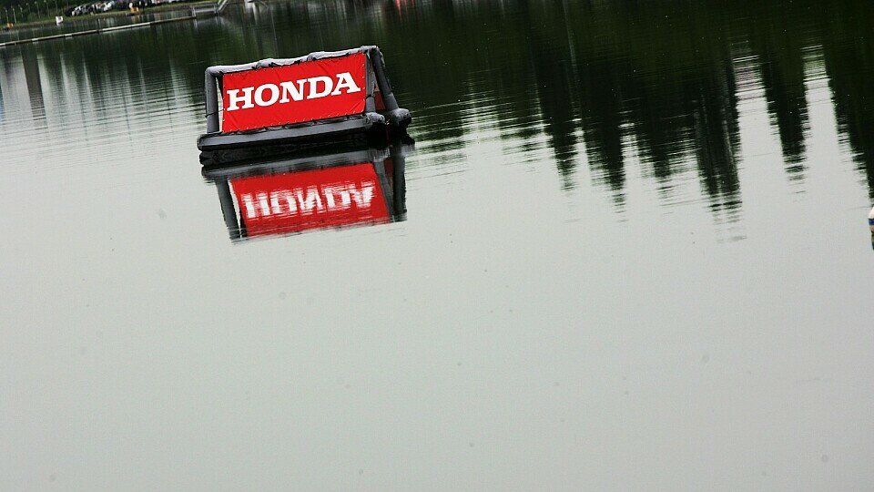 Honda bedauert den Ausstieg von Super Aguri, Foto: Sutton