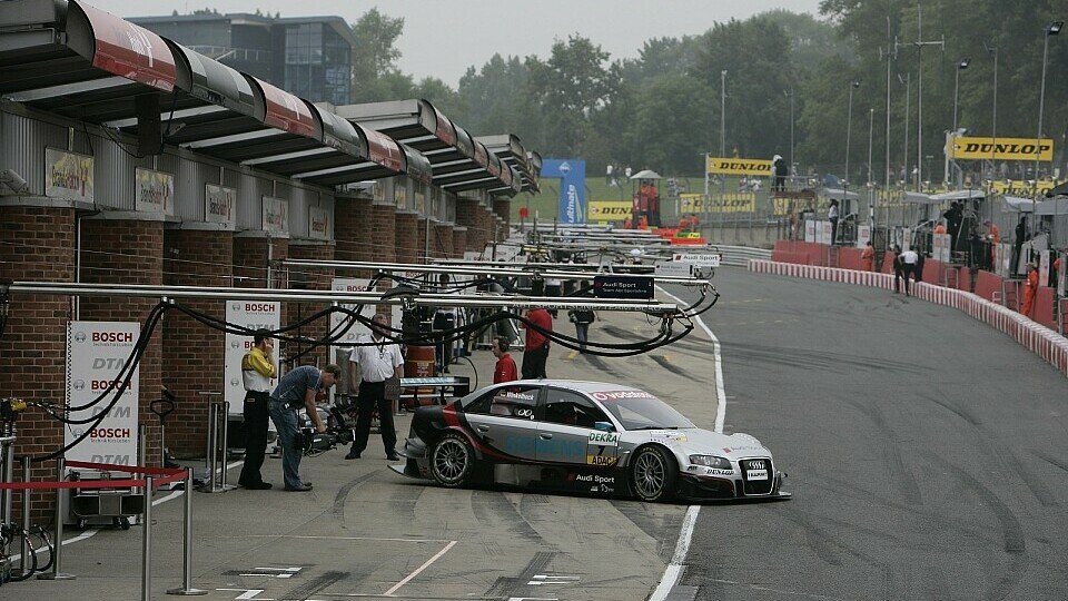 Markus Winkelhock freute sich über Rang neun., Foto: Audi