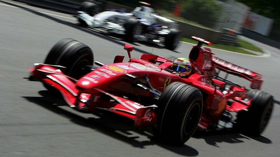 Auch Felipe Massa mischt noch im Titelkampf mit., Foto: Sutton